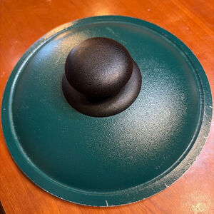 This is a vintage Club aluminum replacement lid.